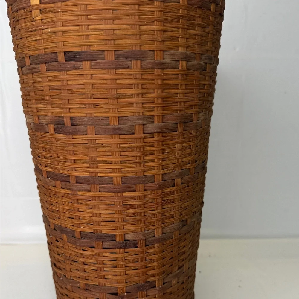 Source Unknown Rustic Brown Woven Basket 12x7 with Handles